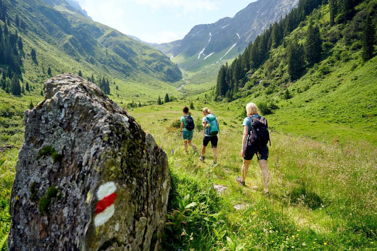 Verwall Apartment Arlberg - Mit Sauna, Balkon Und Skiraum Wald am Arlberg Exteriör bild